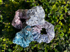 SATIN LASH SCRUNCHIE